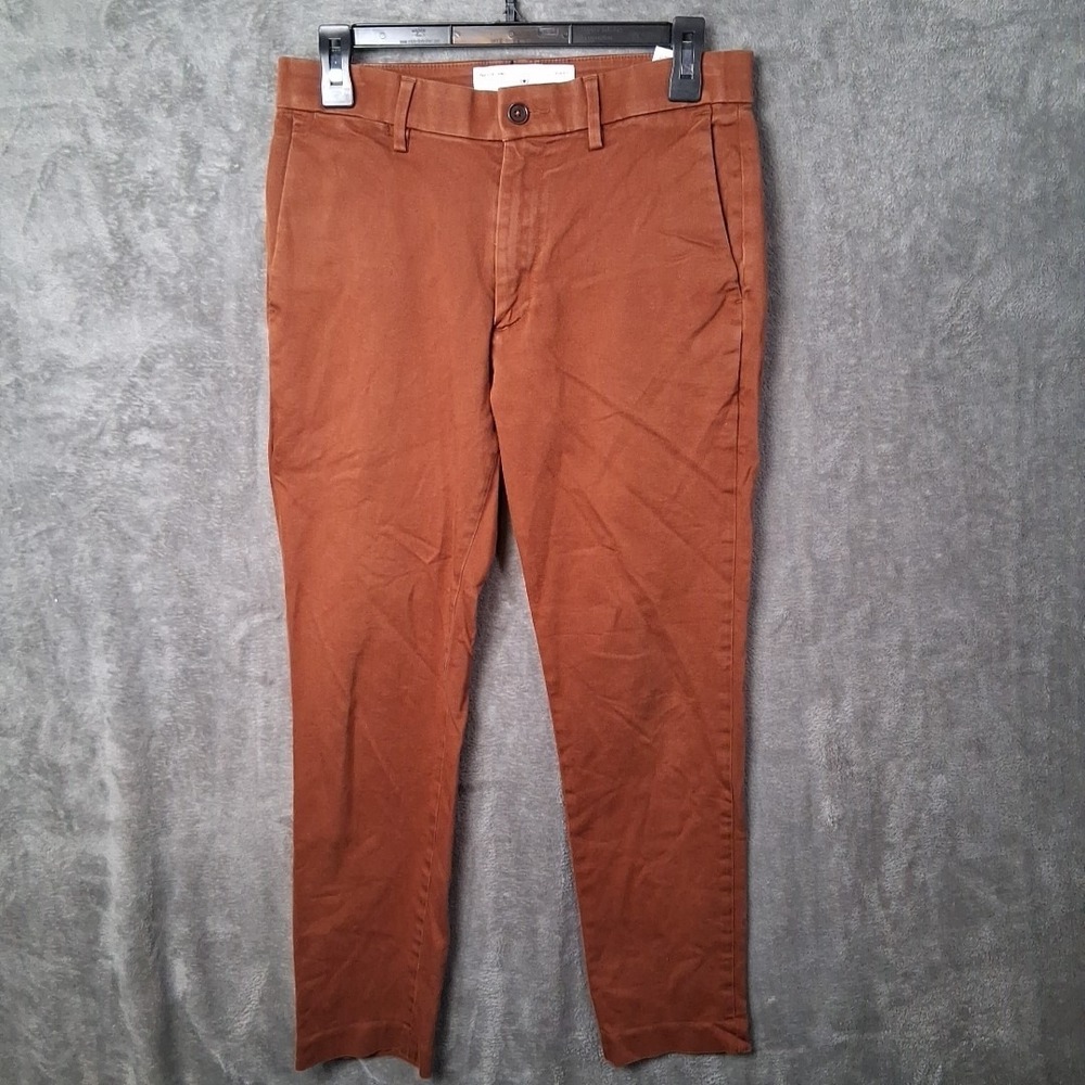 Banana Republic Travel Chino Pants Slim Fit Mens Size 30x30 Maroon Casual Preppy